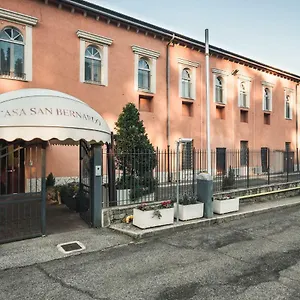 San Bernardo 4*, Rom Italien